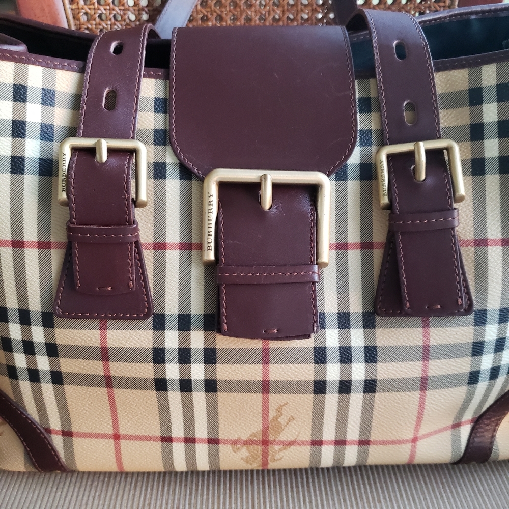 Burberry Haymarket Check Satchel Iconic Luxury Bag Medium Size Pre-loved - Picture 12 of 13